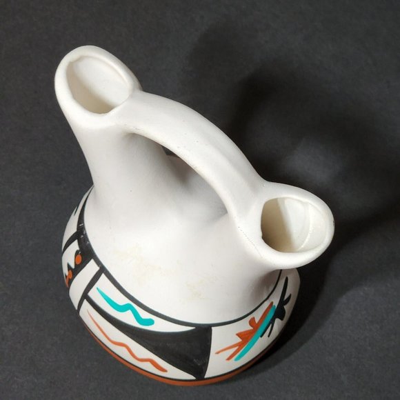 Mini Wedding Vase Signed C Garay New Mexico Hand Painted - Picture 3 of 4